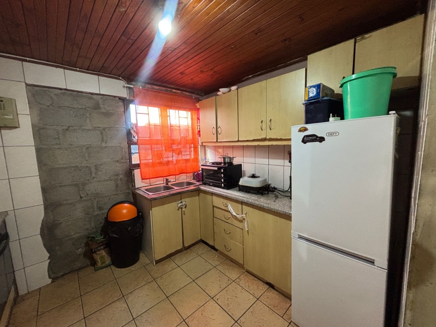 3 Bedroom Property for Sale in Electric City Western Cape
